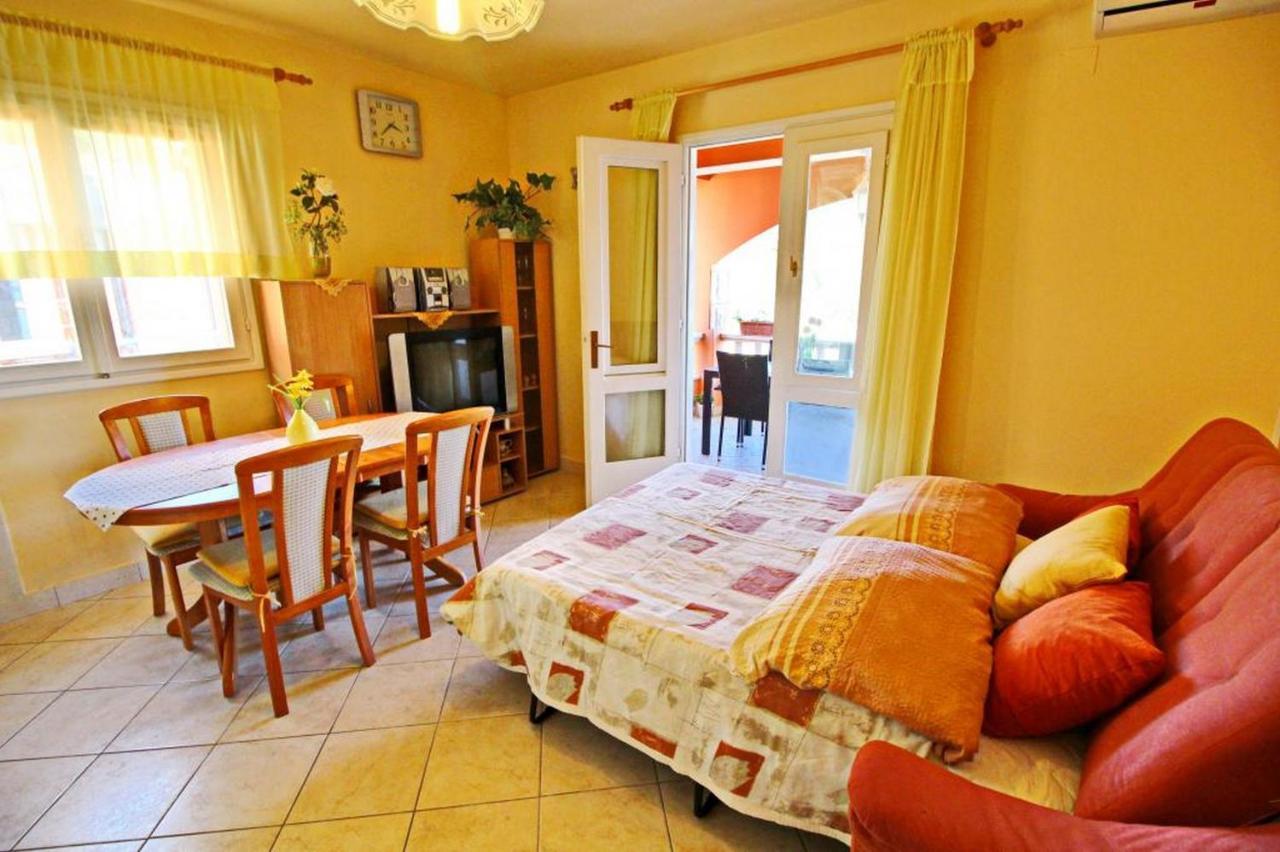 יאנוב Apartments Sea Line מראה חיצוני תמונה