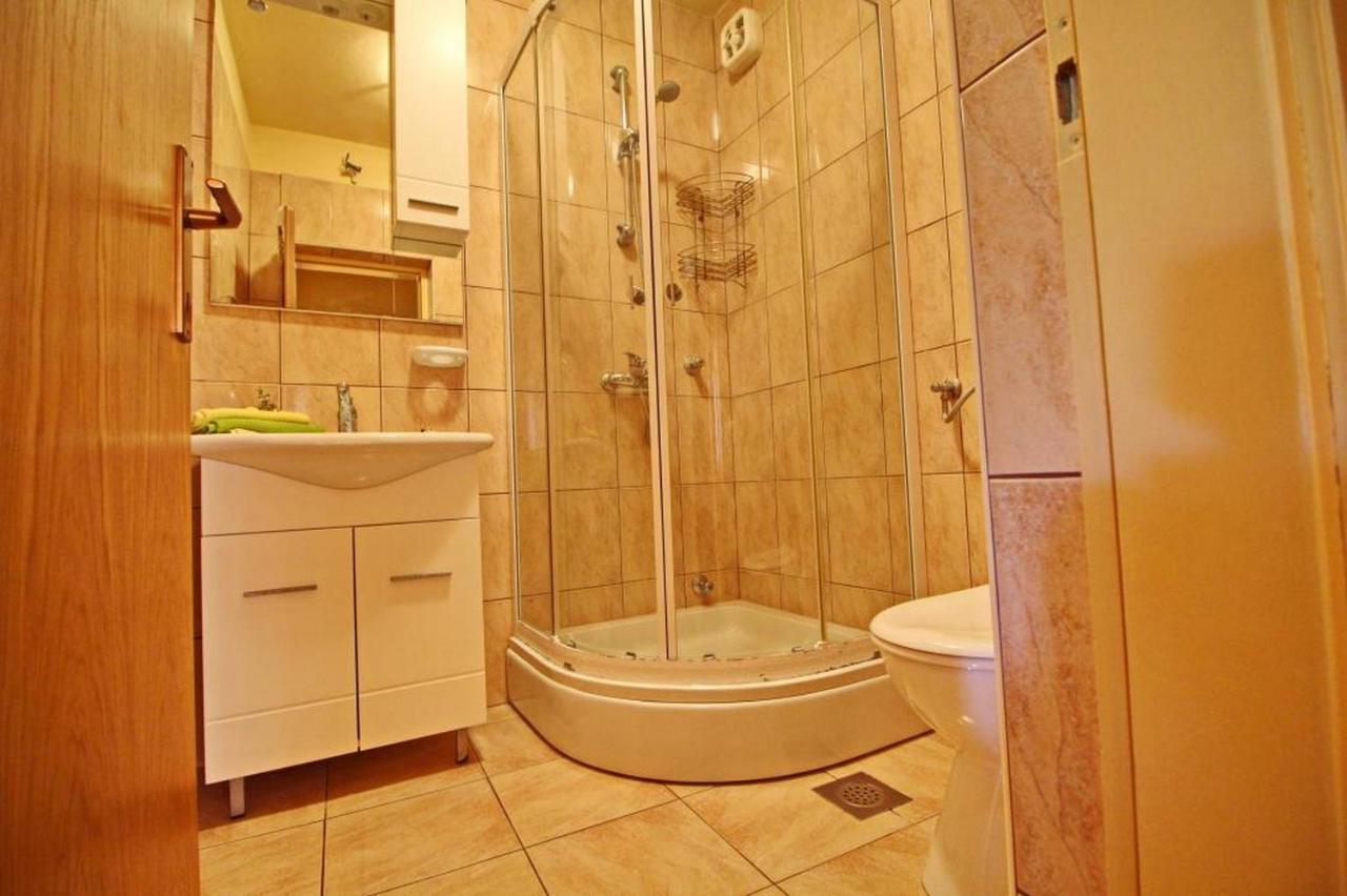 יאנוב Apartments Sea Line מראה חיצוני תמונה