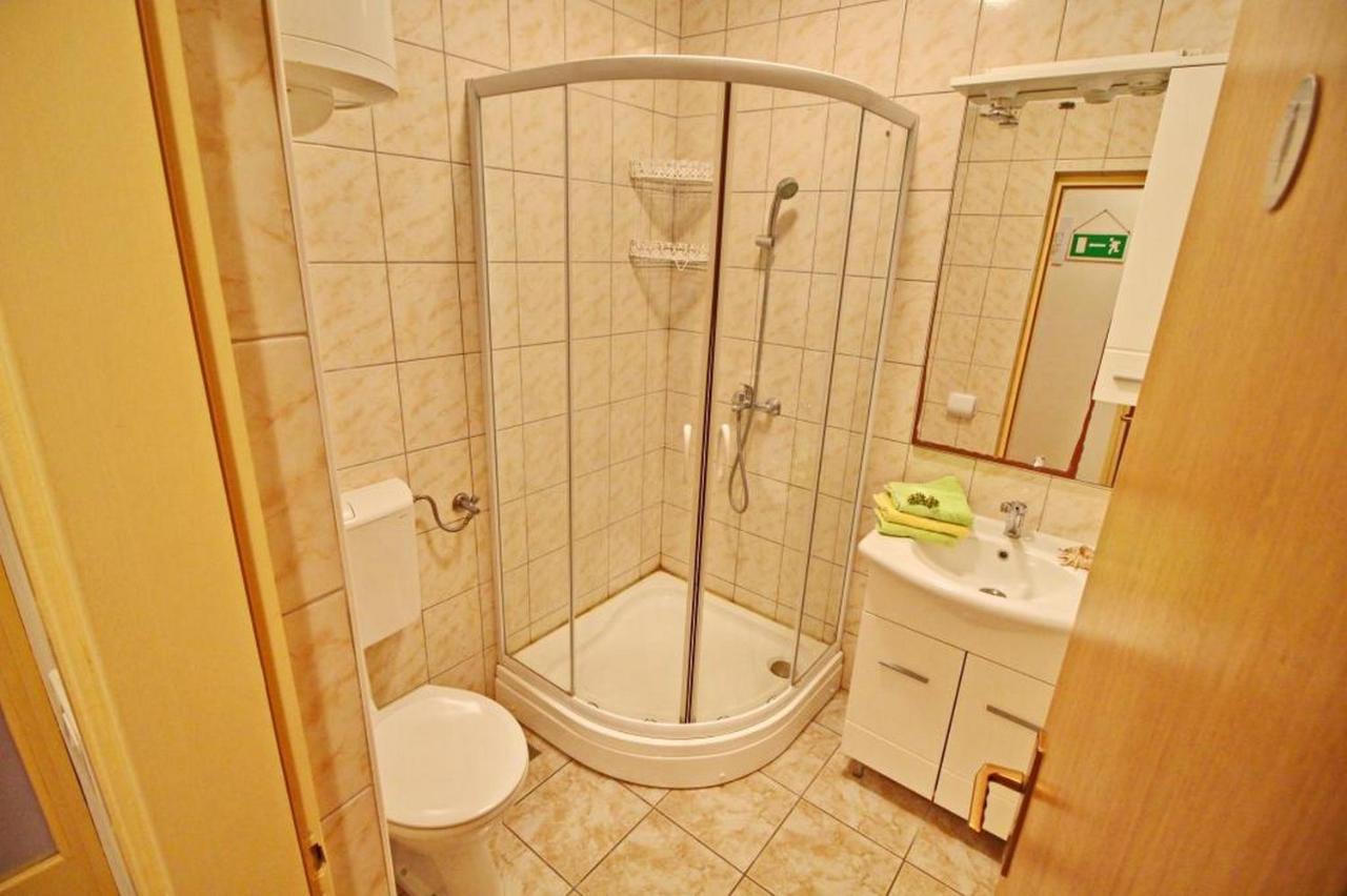 יאנוב Apartments Sea Line מראה חיצוני תמונה