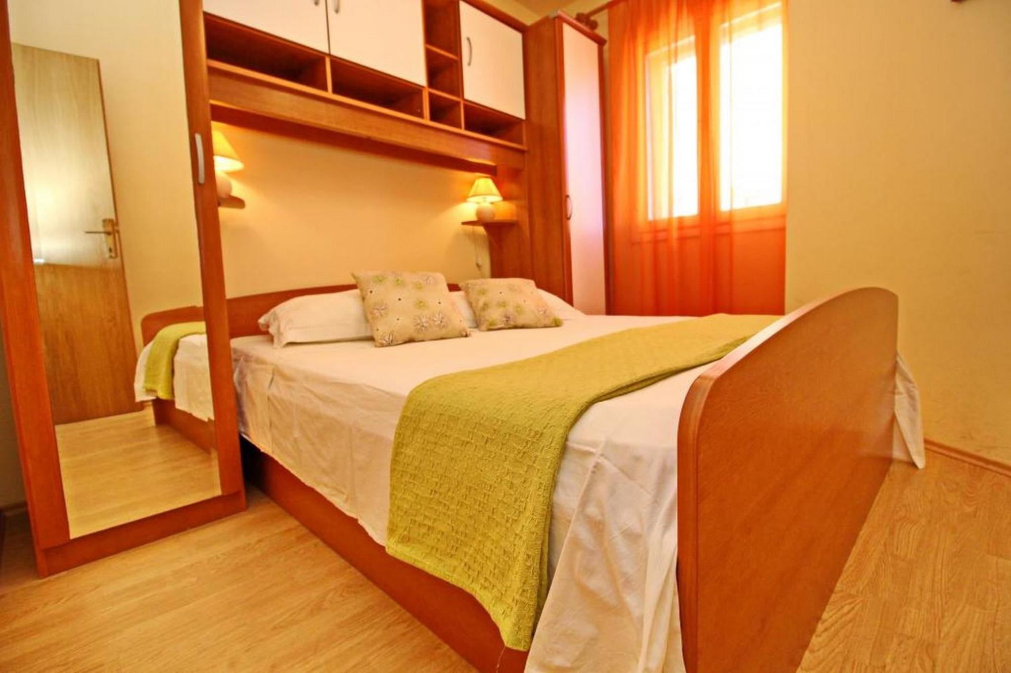 יאנוב Apartments Sea Line חדר תמונה